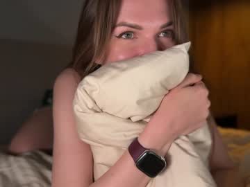 girl
        natalie_x cam image #2252954