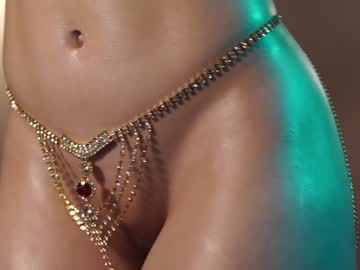 girl
        _meganmeow_ cam image #2074008