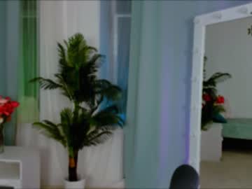 girl
        emmi_rosee cam image #533740