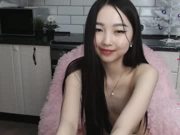 girl
        mein_keen cam image #2051058