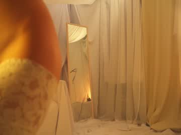 girl
        sunny_maria cam image #3657677