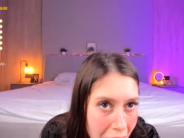 girl
        melissa_shawty cam image #1045015