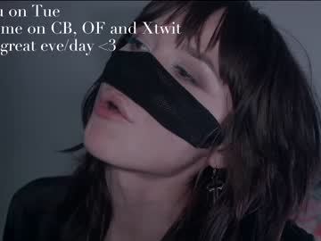 girl
        chaturbatable cam image #2025430