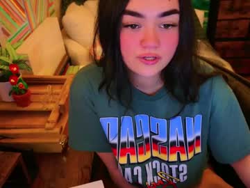 girl
        annatigarr cam image #4552964