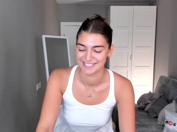 girl
        lynn_jackson cam image #3510553
