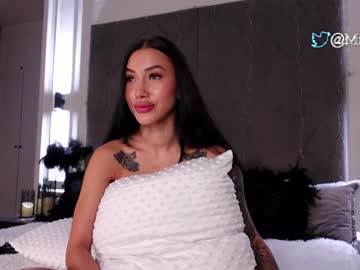 girl
        miladenver cam image #3725898