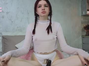 girl
        laulul cam image #3572027