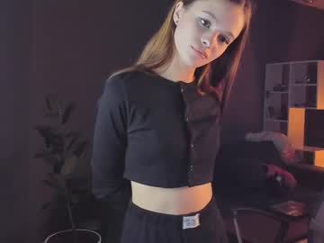 girl
        notenoughtocum cam image #1534150
