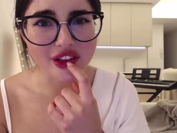 girl
        playnofuckinggames cam image #923272