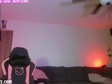 girl
        switchykitty cam image #3136257