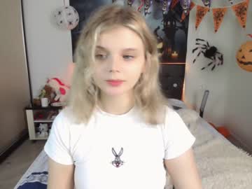 girl
        jessy_frey cam image #1907254
