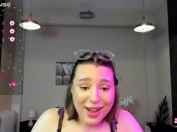 girl Webcam Girls Sex Thressome And Foursome with kylieeangel