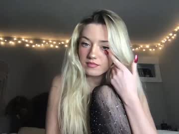 girl
        nicholexoxo23 cam image #765827