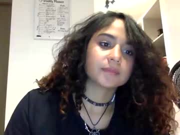 girl
        arletnoa cam image #4034852