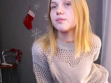 girl
        gayfarwell cam image #3775332