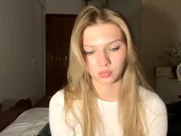 girl
        sultry_dreamer_4ever cam image #4469498