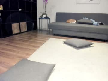 couple
        twerk_dance_live cam image #1779093