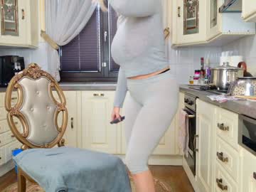 girl
        tunderose cam image #4214231