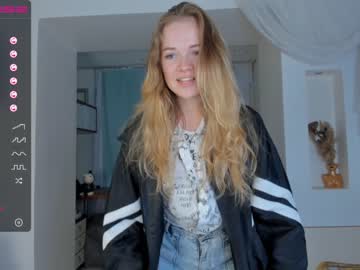 girl
        emelianae cam image #1689897