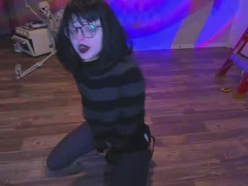girl
        salemhex cam image #905140
