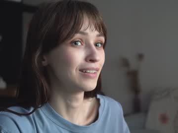 girl
        diruriru cam image #2763966