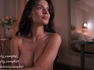 girl
        emiilycampbell cam image #4389795