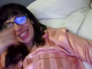 girl
        abc1234567891011213 cam image #1695405