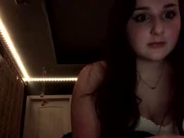 girl
        parislevine cam image #708668