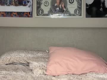 girl
        lilyandersonxo cam image #3930952