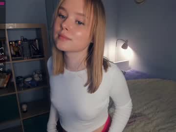 girl
        sun_shiiine cam image #880928