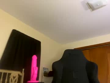 girl
        cryptiddi3s cam image #187141