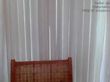 girl
        catberg cam image #525088