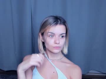 girl
        niki_nice cam image #1892970