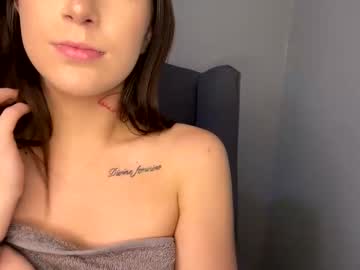 girl Webcam Girls Sex Thressome And Foursome with alyssaortega
