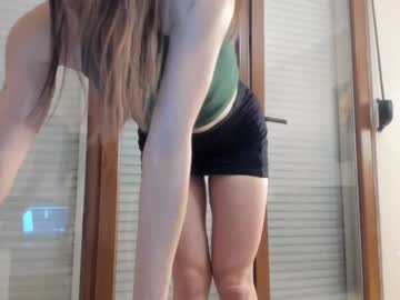 girl
        hotel77777 cam image #888673