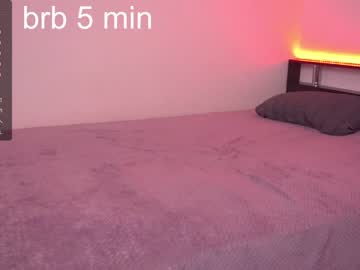 couple
        tinalittle_ cam image #1655061