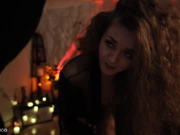 girl
        lettymoa cam image #2473951