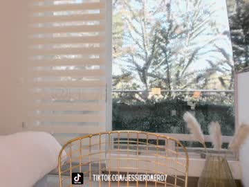 girl
        hornyco57 cam image #535111