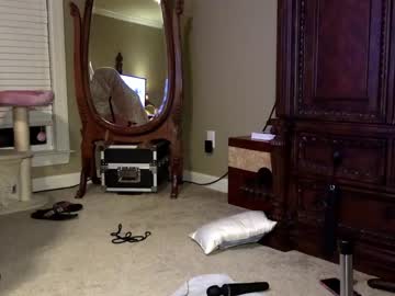 couple
        brookesawyer cam image #7842