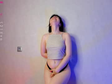girl
        louisejamie cam image #1107555