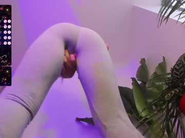 girl
        rebeccastonee cam image #1645765