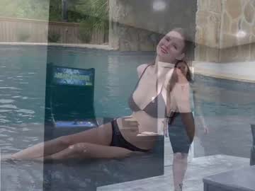 couple
        brookesawyer cam image #13051