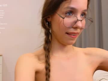 girl
        wanda_robinson cam image #3068229