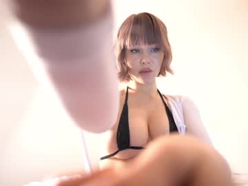 girl
        reei__ cam image #2441387