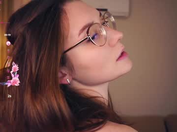 girl
        odelynaclay cam image #3455877
