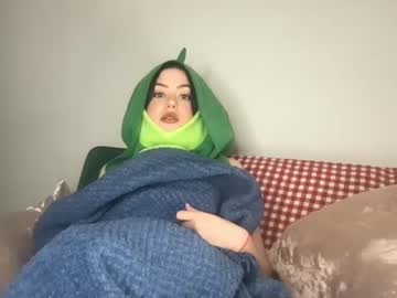 girl
        littlesugarpea cam image #2234970