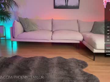 girl
        phoenix_taylor cam image #2766475
