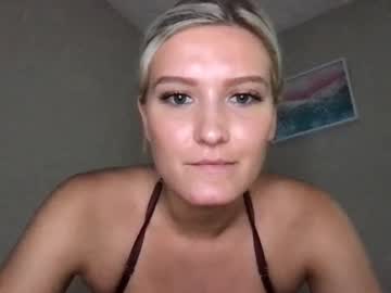 girl
        nancy_babe20 cam image #2898785
