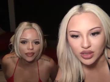 couple Webcam Girls Sex Thressome And Foursome with haydennn_