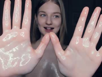girl
        _magic_smile_ cam image #2182074
